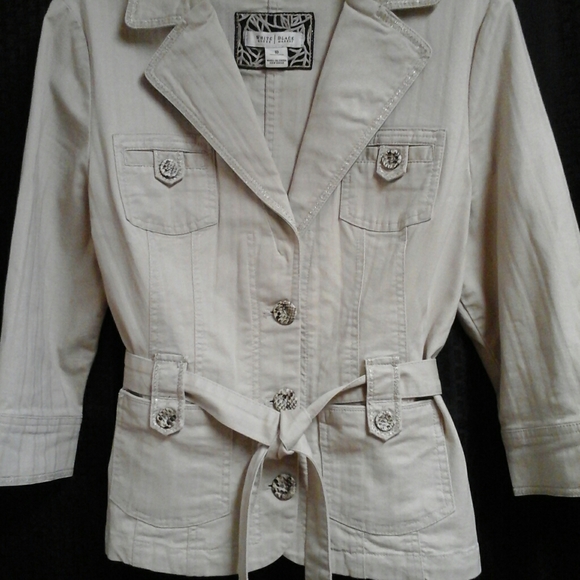 Safari jacket with belt - Picture 5 of 5